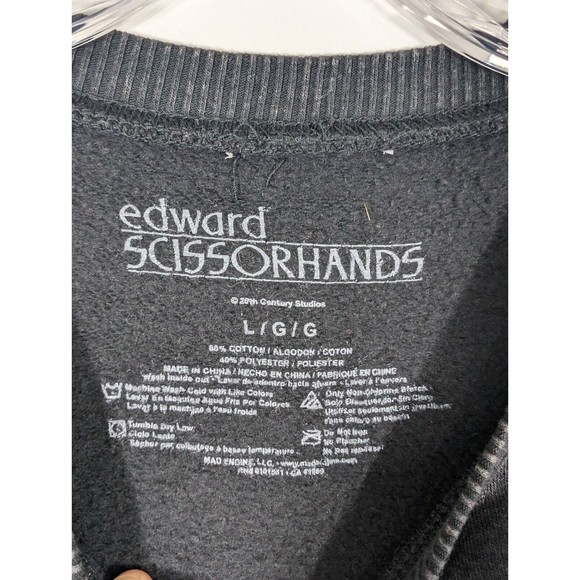 Edward Scissorhand “I Am Not Complete.” Men’s Size Large Black Crewneck Sweater - Picture 3 of 3